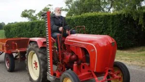TRACTOR DRIVER in Romania